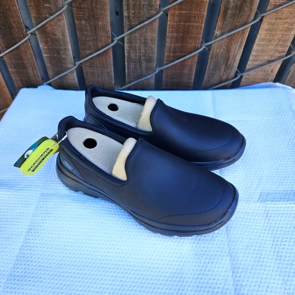 Skechers Women's Sneakers Size 6 - Picture 2 of 16